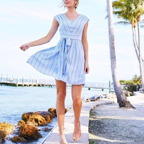 Vineyard Vines Nicholls Stripe Seersucker Tie-Waist Dress Cap Sleeve Bimini Blue - Picture 7 of 16